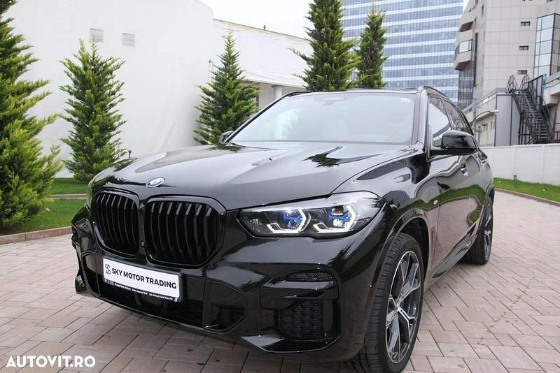 Culoarenegru Utilizat 2023 BMW X5 Comfort Edition SUV | 69.980 EUR - Imagine 1/4