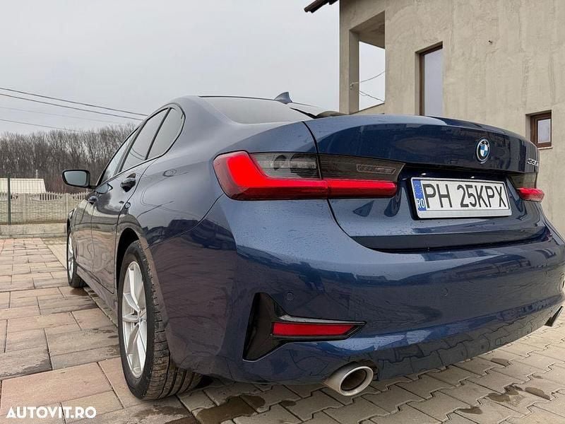 Second-hand BMW 330e Luxury Line 292 CP (214 kW) 2021 Culoarealbastru Berlinǎ