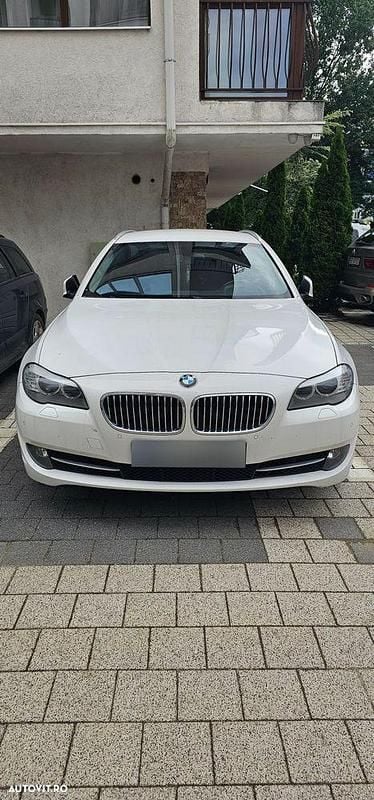 Culoarealb Utilizat 2013 BMW 525 Break | 11.000 EUR (Preț OK) - Imagine 1/4