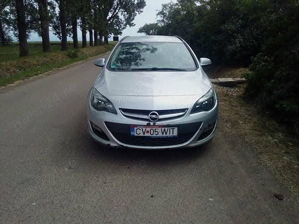Second-hand Opel Astra 90 CP (66 kW) 2013 Break