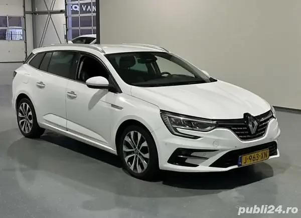 Alb Utilizat 2021 Renault Mégane GrandTour Bose Edition Break | 12.900 EUR (Preț OK) - Imagine 1/4