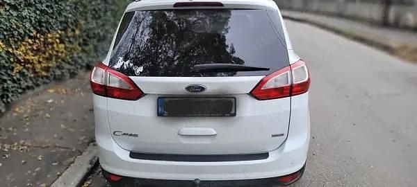 Second-hand Ford Grand C-Max 150 CP (110 kW) 2015 Alb Monovolum