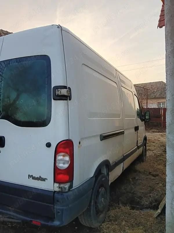 Utilizat 2008 Renault Master Van | 2.750 EUR - Imagine 1/4
