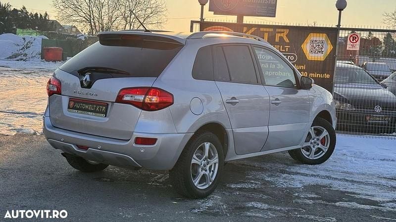 Second-hand Renault Koleos Dynamique 150 CP (110 kW) 2012 Culoareargint SUV