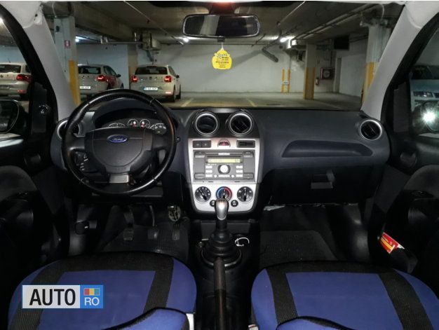 Second-hand Ford Fiesta 68 CP (50 kW) 2007 Negru Hatchback