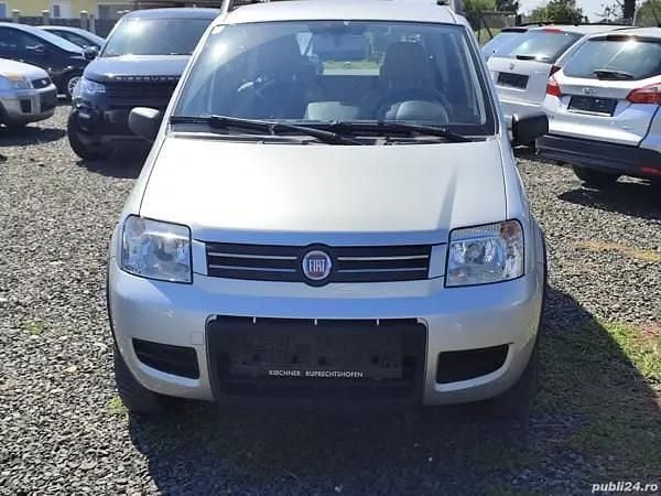 Utilizat 2009 Fiat Panda Hatchback | 2.900 EUR - Imagine 1/4