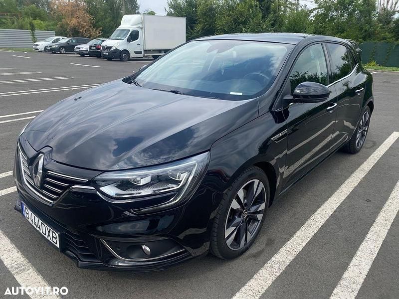 Culoarenegru Utilizat 2019 Renault Mégane IV Intens Hatchback | 12.000 EUR (Preț OK) - Imagine 1/4