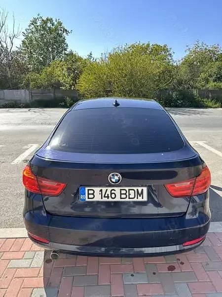 Second-hand BMW 318 147 CP (108 kW) 2015 Albastru Berlinǎ