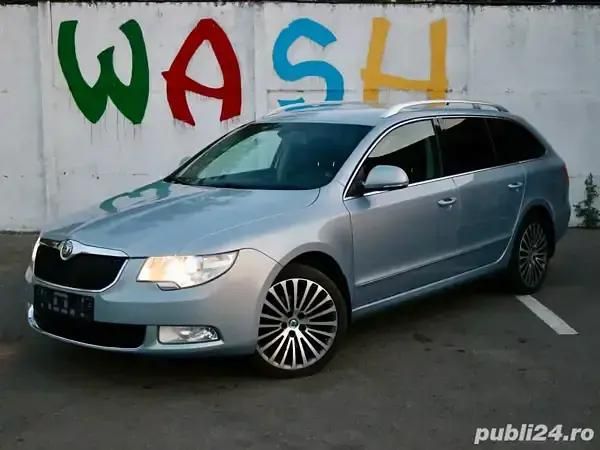 Utilizat 2011 Skoda Superb Break | 4.990 EUR (Preț bun) - Imagine 1/4