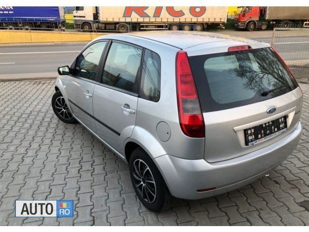 Second-hand Ford Fiesta 2005 Hatchback