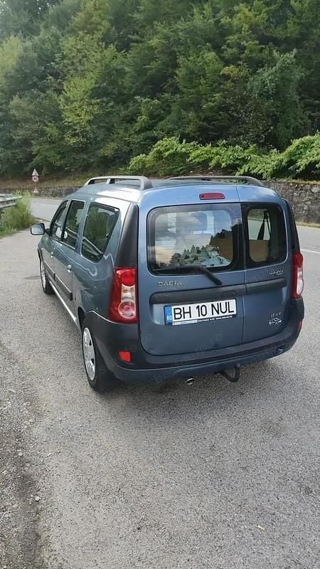 Second-hand Dacia Logan MCV Lauréate 105 CP (77 kW) 2007 Albastru Break