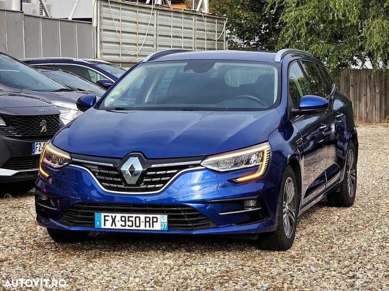 Culoarealbastru Utilizat 2022 Renault Mégane GrandTour Bose Edition Break | 12.499 EUR (Preț OK) - Imagine 1/4