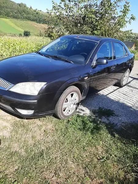 Second-hand Ford Mondeo ST 95 CP (69 kW) 2005 Berlinǎ