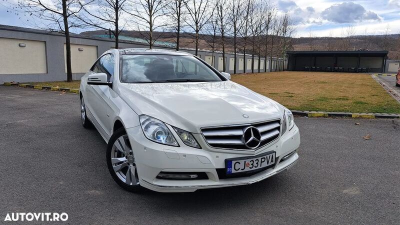 Alb Utilizat 2011 Mercedes E200 Coupe | 11.999 EUR (Preț OK) - Imagine 1/4
