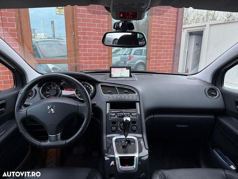 Second-hand Peugeot 5008 Active 156 CP (114 kW) 2012 Culoaregri Monovolum