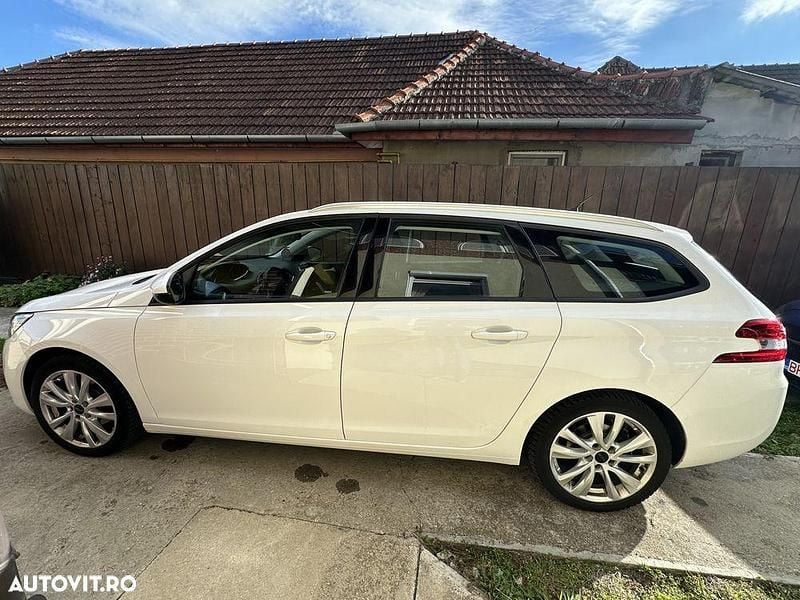 Second-hand Peugeot 308 Business-Line 130 CP (95 kW) 2019 Culoarealb Break