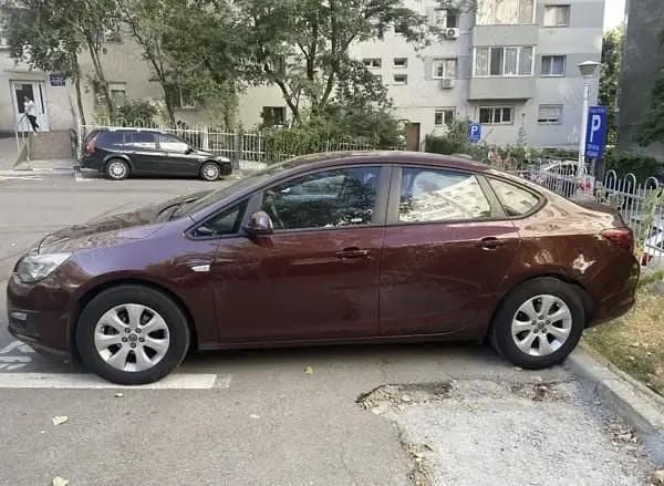 Second-hand Opel Astra 140 CP (102 kW) 2018 Berlinǎ
