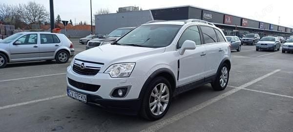 Alb Utilizat 2017 Opel Antara SUV | 8.900 EUR (Preț OK) - Imagine 1/4