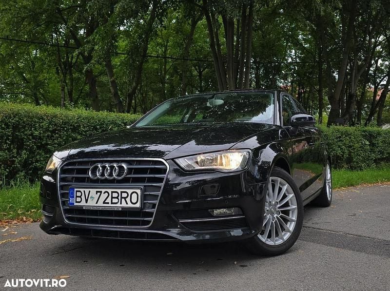 Culoarenegru Utilizat 2015 Audi A3 Sportback Comfort Hatchback | 12.500 EUR (Super Preț) - Imagine 1/4