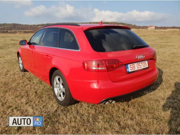 Second-hand Audi A4 Attraction 143 CP (105 kW) 2011 Rosu Break