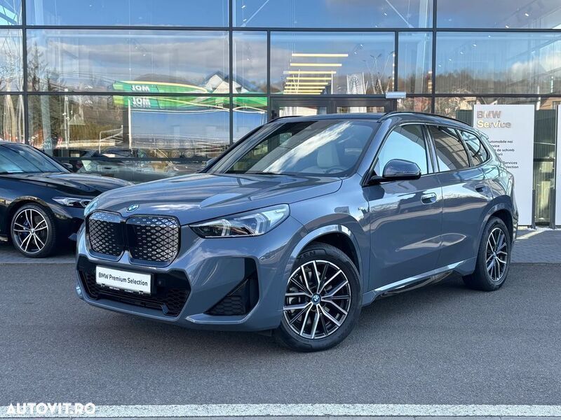Gri Utilizat 2024 BMW iX1 Shadowline SUV | 49.954 EUR (Super Preț) - Imagine 1/4