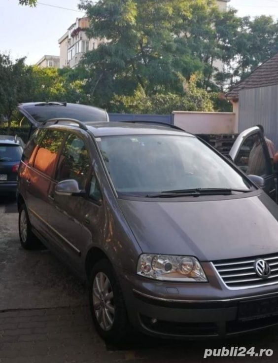 Utilizat 2010 VW Sharan Monovolum | 4.500 EUR (Super Preț) - Imagine 1/4