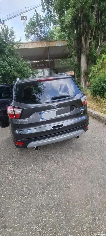 Gri Utilizat 2018 Ford Kuga SUV | 12.200 EUR (Preț OK) - Imagine 1/4