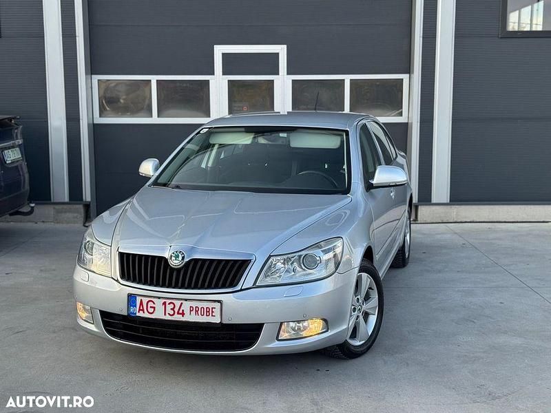 Second-hand Skoda Octavia Business Line 105 CP (77 kW) 2011 Culoaregri Hatchback