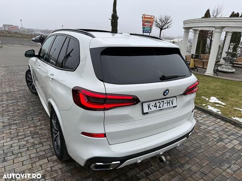 Second-hand BMW X5 Sport Line 231 CP (169 kW) 2020 Culoarealb SUV