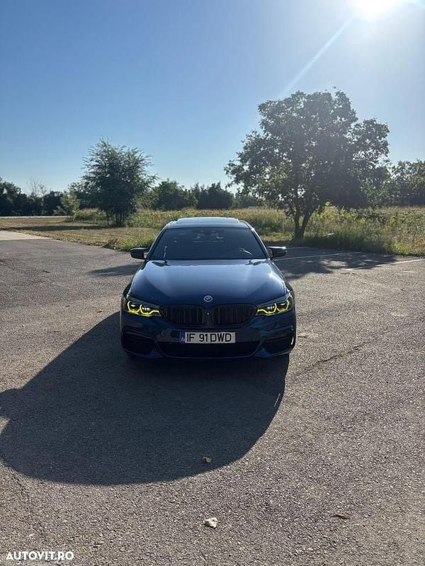Culoarealbastru Utilizat 2020 BMW 530e Sport Line Berlinǎ | 29.400 EUR (Preț OK) - Imagine 1/4