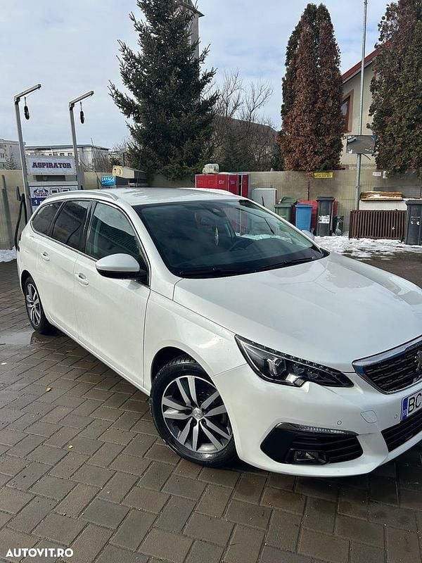 Second-hand Peugeot 308 Allure 130 CP (95 kW) 2019 Culoarealte culori Break