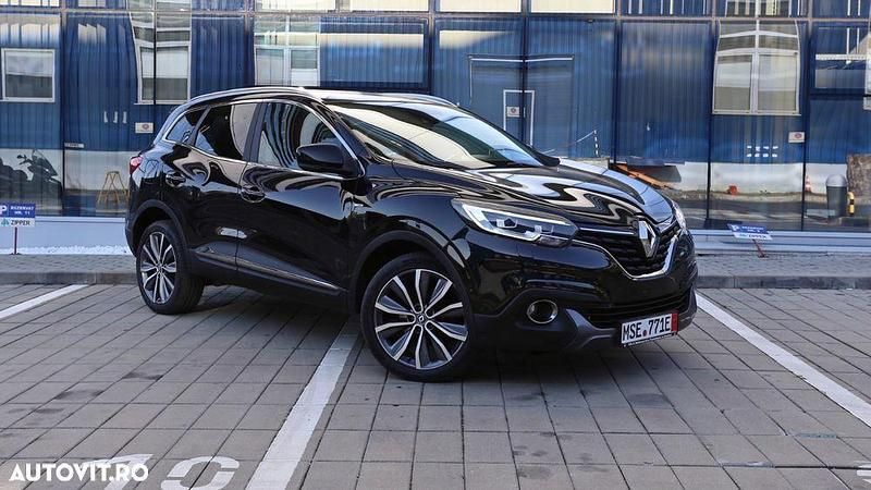 Culoarenegru Utilizat 2015 Renault Kadjar Intens SUV | 11.999 EUR (Preț OK) - Imagine 1/4