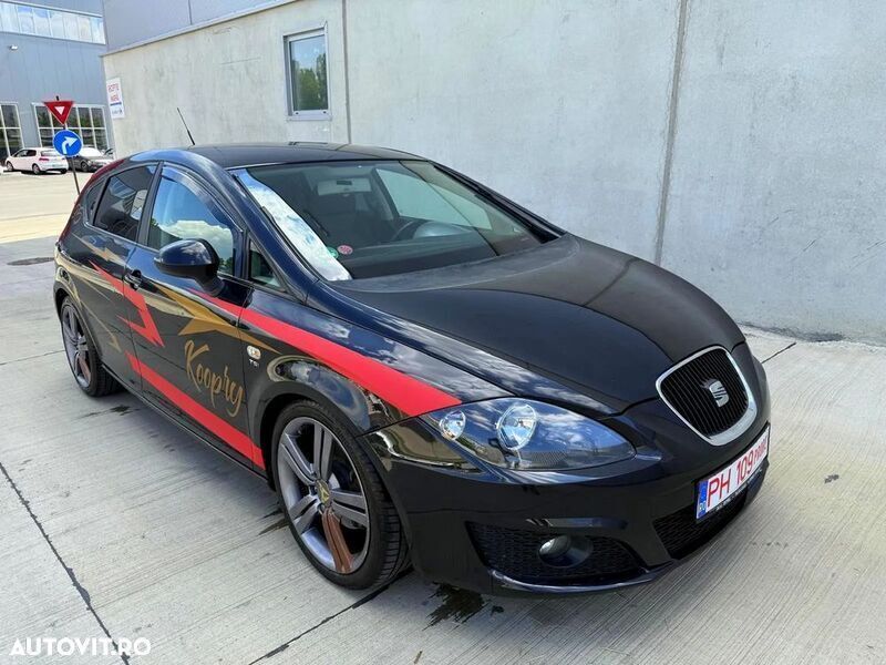 Negru Utilizat 2011 Seat Leon Ecomotive | 3.999 EUR - Imagine 1/4