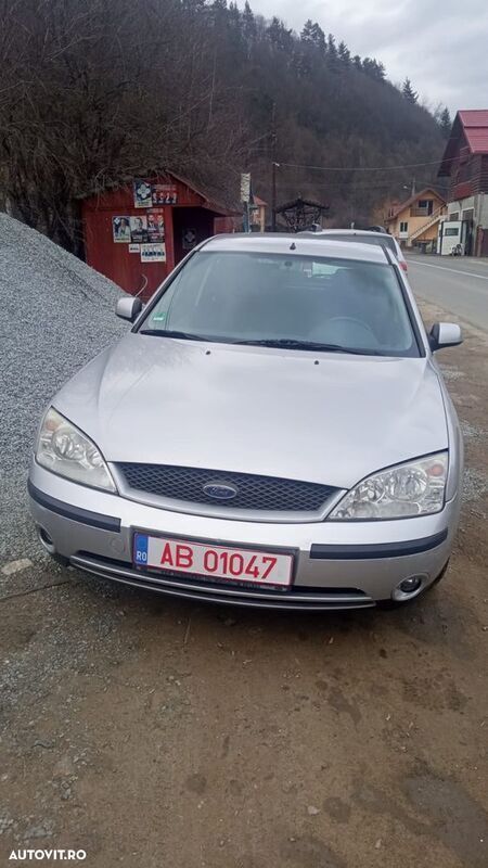 Gri Utilizat 2001 Ford Mondeo Ambiente Berlinǎ | 1.500 EUR (Preț OK) - Imagine 1/4