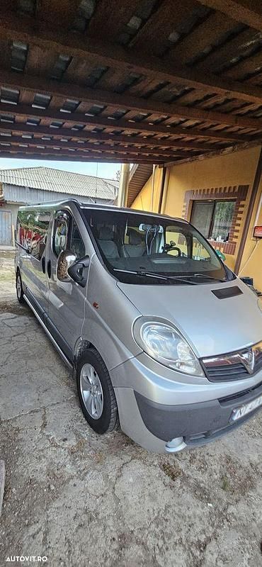 Culoaregri Utilizat 2012 Opel Vivaro Van | 12.500 EUR - Imagine 1/4