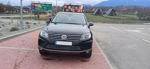 Negru Second-hand 2017 VW Touareg SUV | 16.500 EUR - Imagine 1/4
