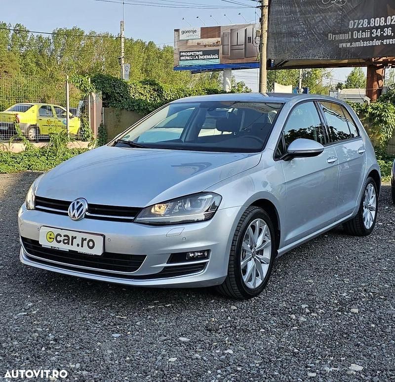 Culoareargint Utilizat 2013 VW Golf VII Highline Hatchback | 8.999 EUR (Scump) - Imagine 1/4