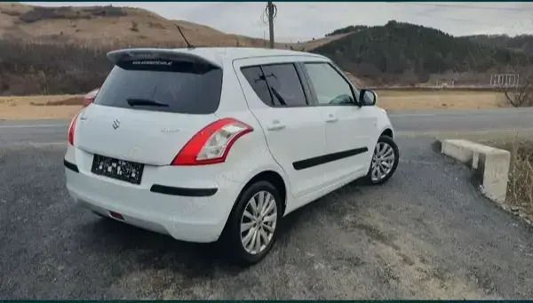 Utilizat 2014 Suzuki Swift Hatchback | 3.900 EUR - Imagine 1/4