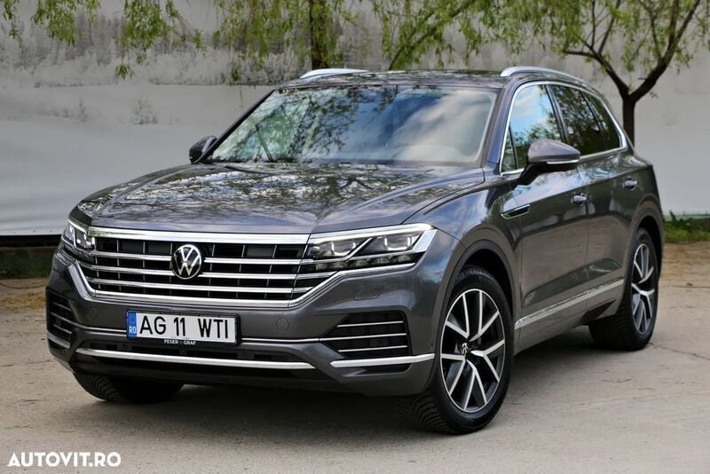 Gri Utilizat 2021 VW Touareg SUV | 46.900 EUR - Imagine 1/4