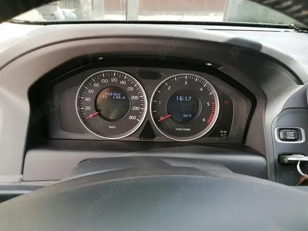 Utilizat 2013 Volvo XC60 SUV | 10.300 EUR (Puțin scump) - Imagine 1/4