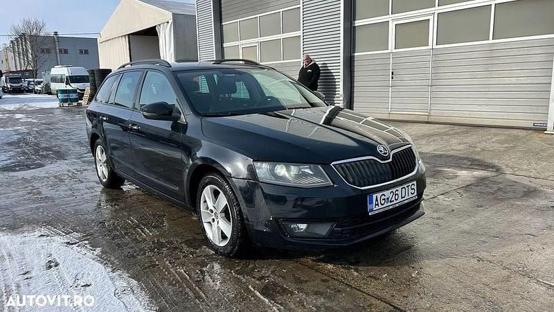 Culoarenegru Utilizat 2017 Skoda Octavia Style Break | 5.800 EUR (Super Preț) - Imagine 1/4
