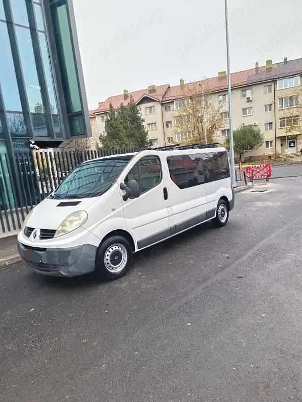 Second-hand Renault Trafic 90 CP (66 kW) 2008 Monovolum