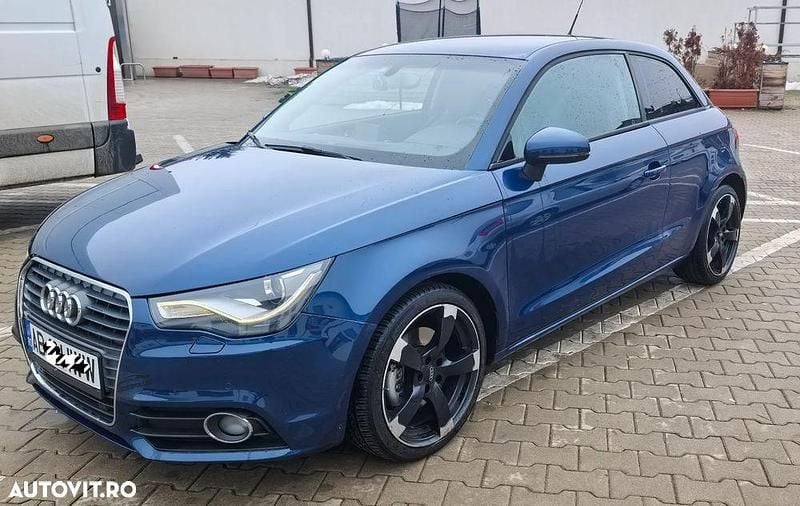 Second-hand Audi A1 105 CP (77 kW) 2011 Culoarealbastru Hatchback