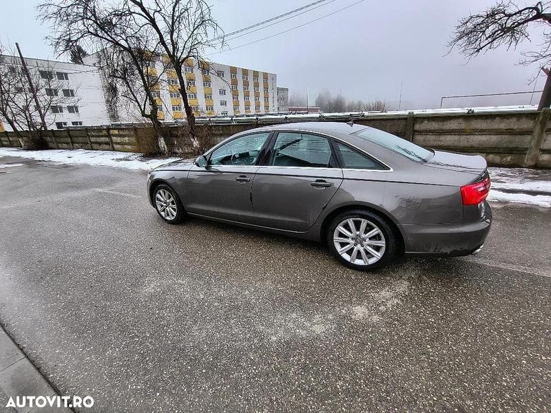 Second-hand Audi A6 177 CP (130 kW) 2012 Culoaremaro Berlinǎ