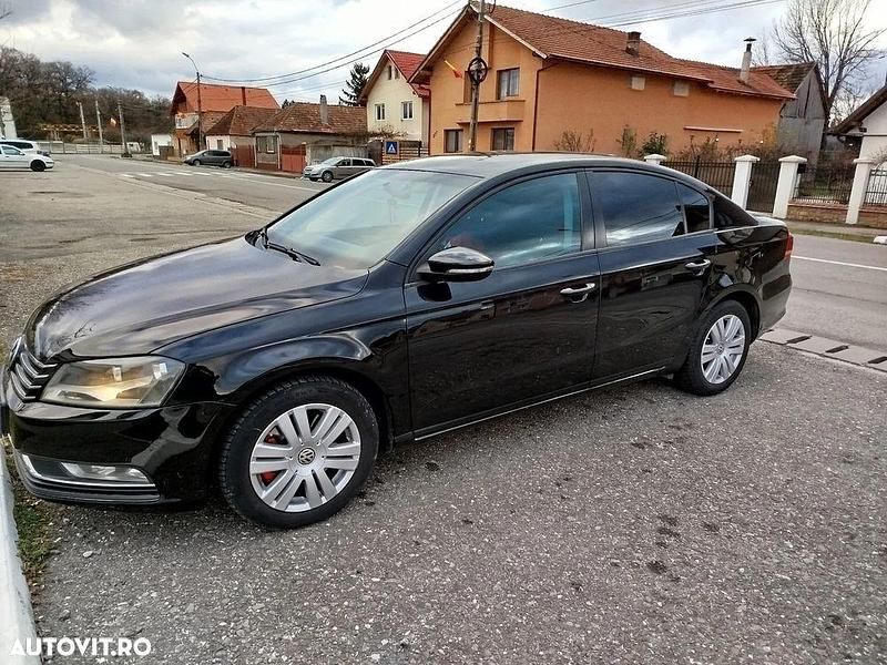 Second-hand VW Passat Comfortline 122 CP (89 kW) 2011 Culoarenegru Berlinǎ