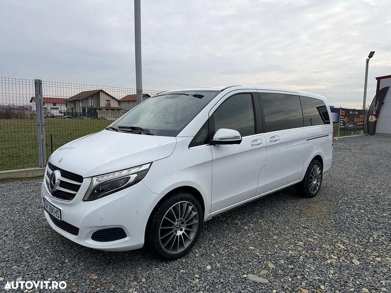 Second-hand Mercedes V220 Avantgarde Edition 163 CP (119 kW) 2018 Culoarealb Monovolum