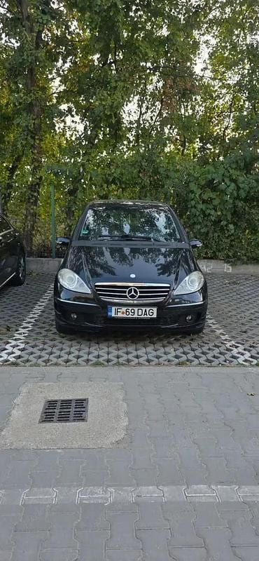 Negru Utilizat 2007 Mercedes A200 Coupe | 1.200 EUR (Preț bun) - Imagine 1/4