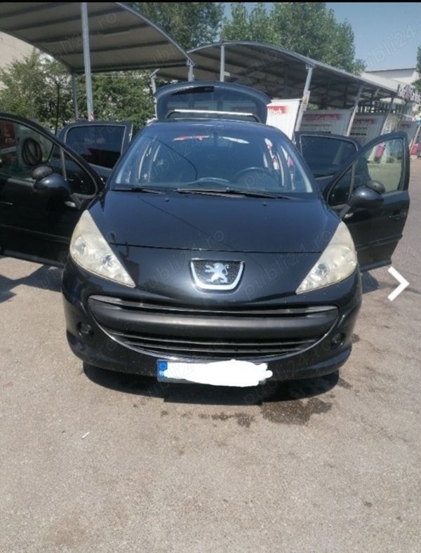 Utilizat 2006 Peugeot 207 Hatchback | 2.000 EUR - Imagine 1/4