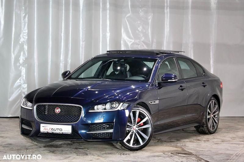 Albastru Utilizat 2017 Jaguar XF R-Sport Berlinǎ | 17.999 EUR (Puțin scump) - Imagine 1/4