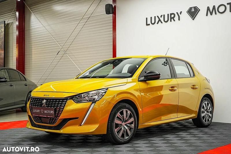 Culoaregalbeuriu Utilizat 2023 Peugeot 208 Active Hatchback | 12.989 EUR (Preț OK) - Imagine 1/4